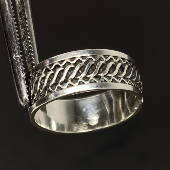 925 SILVER WOVEN CELTIC STYLE RING! - Picture 5 of 8